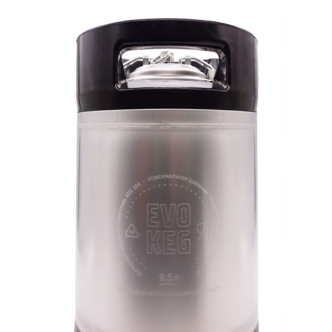 Кег Корнелиус "EvoKeg" с фитингом Ball Lock 9,5 л. Кег Корнелиус "EvoKeg" с фитингом Ball Lock 9,5 л.