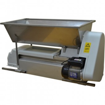 Электрический измельчитель с гребнеотделителем  RONDINELLA весь из нерж. стали Электрический измельчитель с гребнеотделителем  RONDINELLA весь из нерж. стали