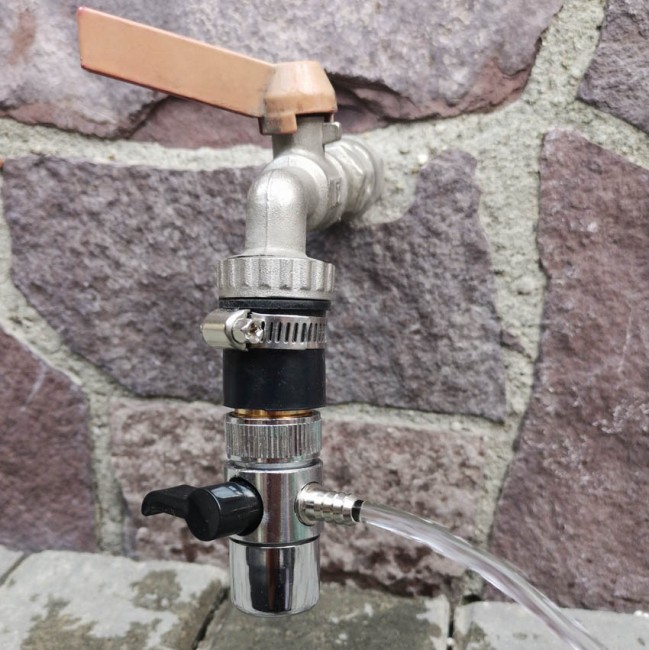 Переходник/регулятор подачи воды на кухонный кран