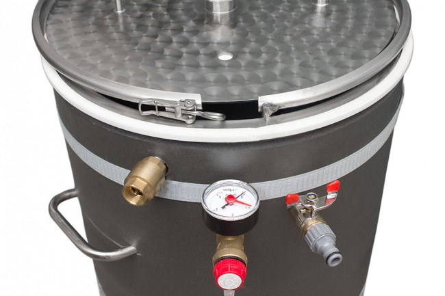 Универсальный пароводяной котёл УПВК 50 л. Универсальный пароводяной котёл УПВК 50 л.