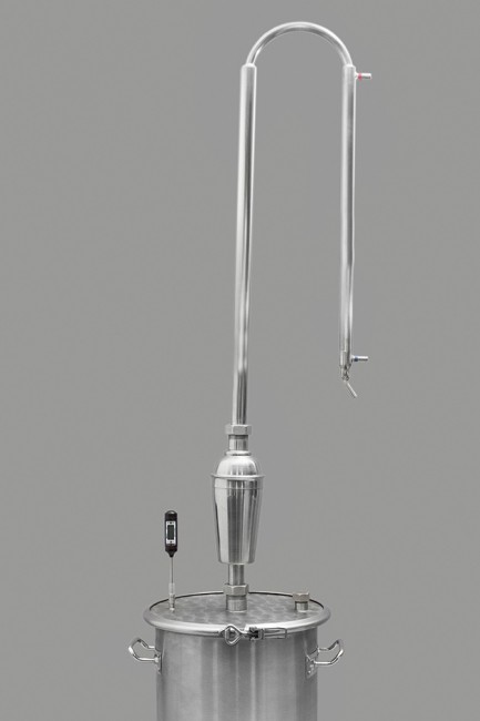 Дистиллятор прямоточный ХД/4-2500 Дистиллятор прямоточный ХД/4-2500
