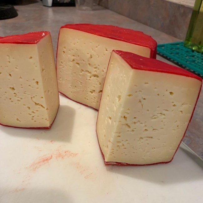 Воск для сыра красный 500 гр. Воск для сыра красный 500 гр.