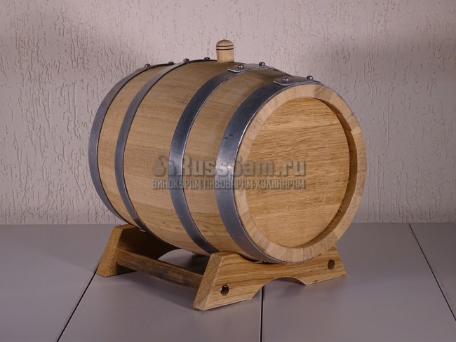 Дубовая бочка 10 л. "Профи" на подставке